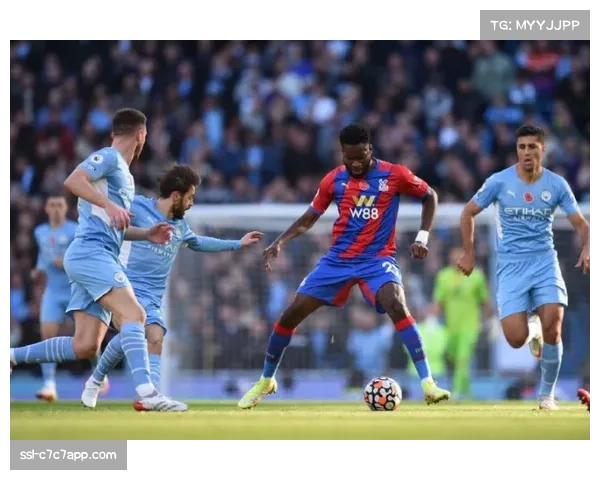 “特写：努萨单刀宴客瞬间，莱比锡新星错失扩大比分良机”