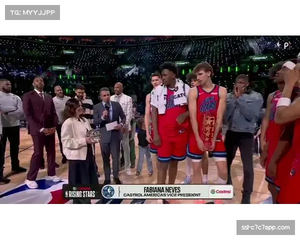 新秀挑战赛上演:卡特队25-24险胜安东尼队,年轻球员展示天赋 新秀挑战赛上演:卡特队25-24险胜安东尼队,年轻球员展示天赋